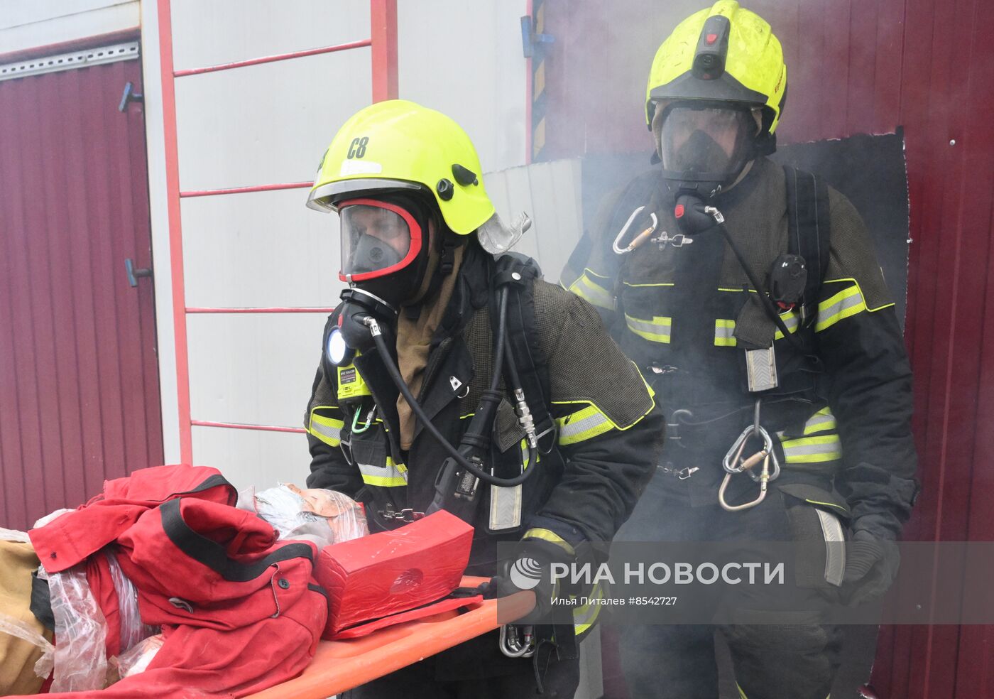 Тренировка пожарных и спасателей Москвы 