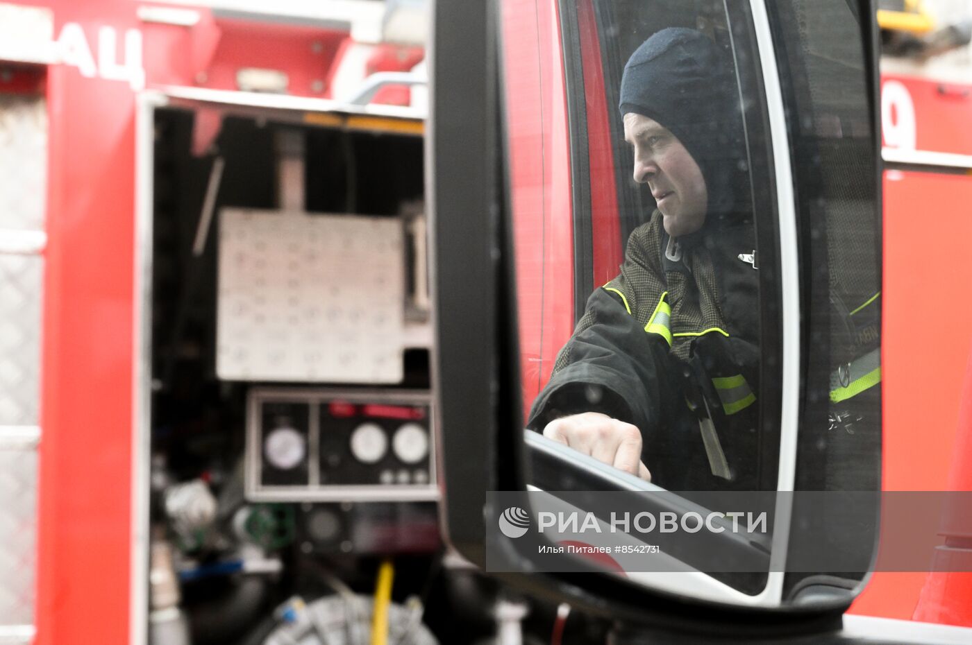 Тренировка пожарных и спасателей Москвы 