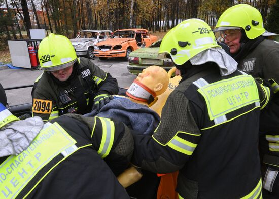 Тренировка пожарных и спасателей Москвы 
