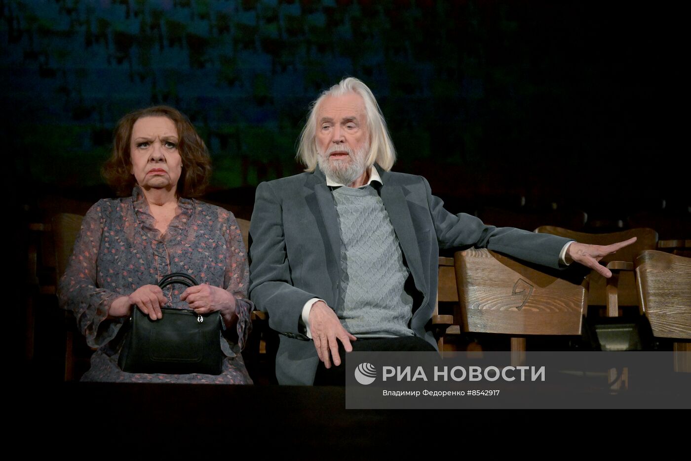 Спектакль "9 ряд. 10, 11 место" в МХТ им. А.П. Чехова