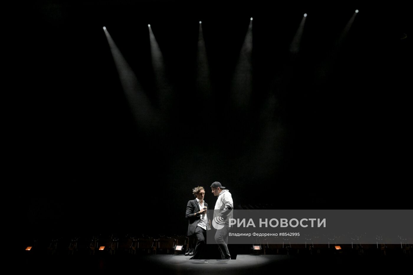 Спектакль "9 ряд. 10, 11 место" в МХТ им. А.П. Чехова