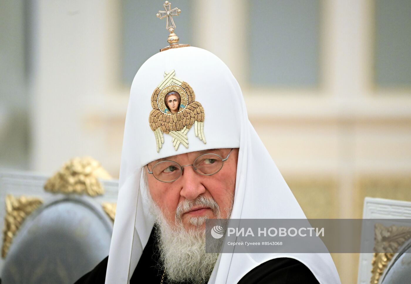 Президент РФ В. Путин провёл встречу с представителями религиозных конфессий России