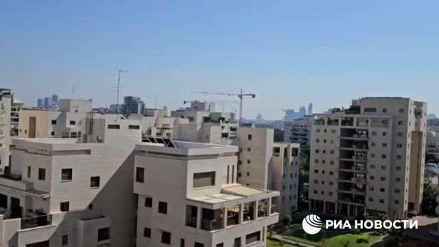 Сирена воздушной тревоги звучит в Тель-Авиве
