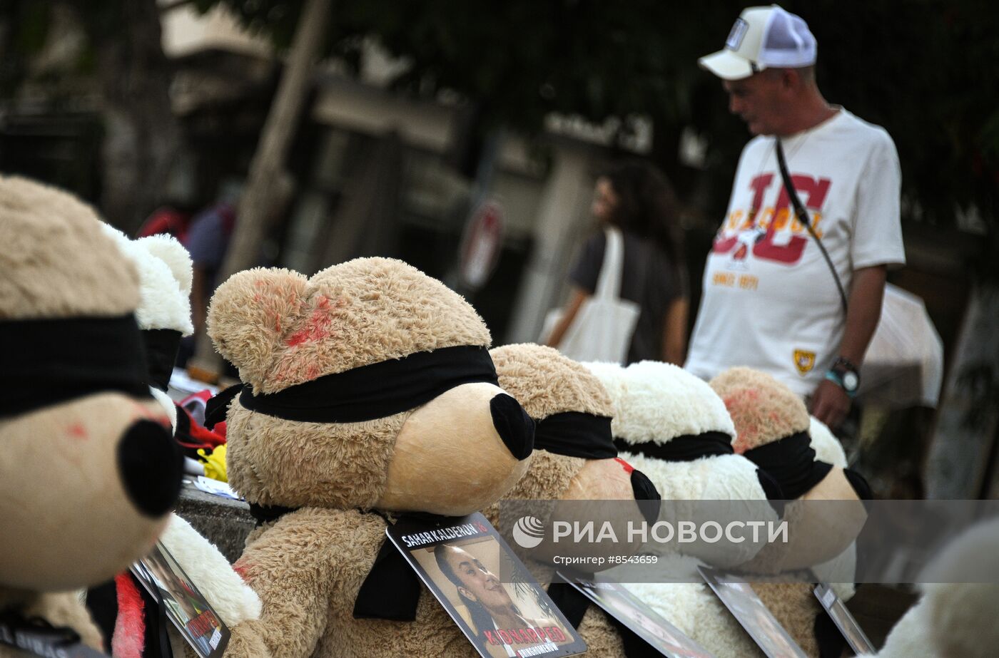 Акция в Тель-Авиве за освобождение детей-заложников