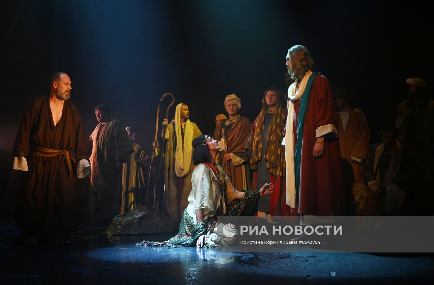 Спектакль "Иуда?" в театре "Модерн"