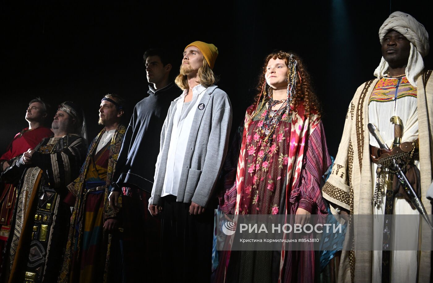 Спектакль "Иуда?" в театре "Модерн"