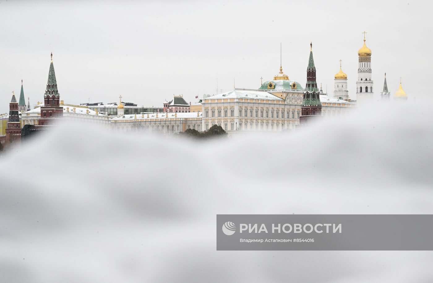 Снег в Москве