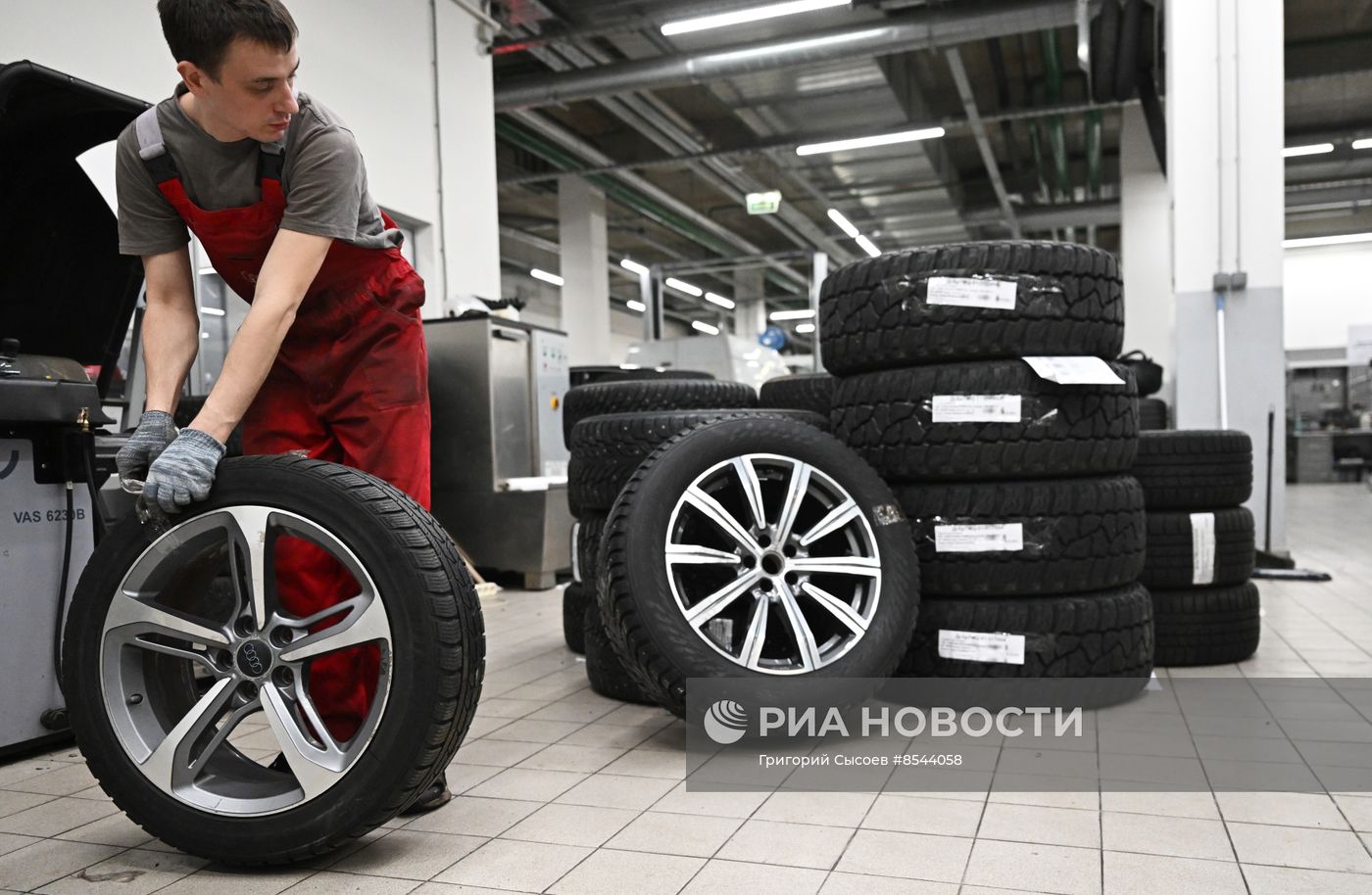 Работа автосервиса в Москве