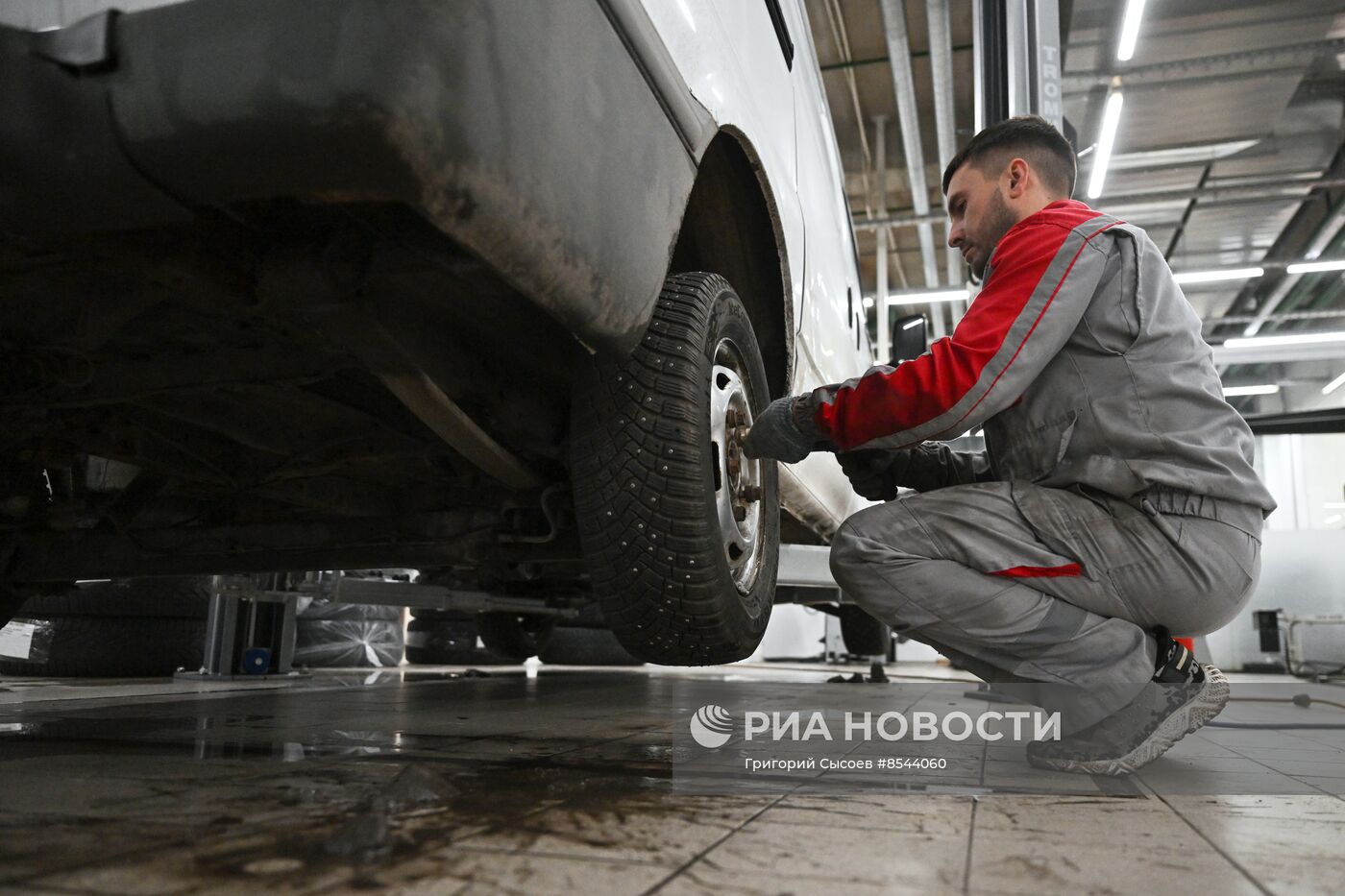 Работа автосервиса в Москве