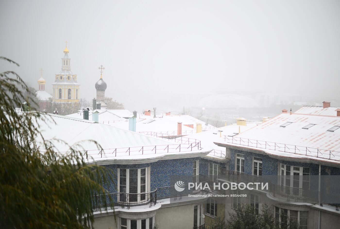 Снег в Москве