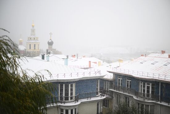 Снег в Москве