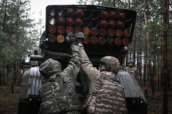 Боевая работа реактивной артиллерийской батареи ЦВО на Краснолиманском направлении