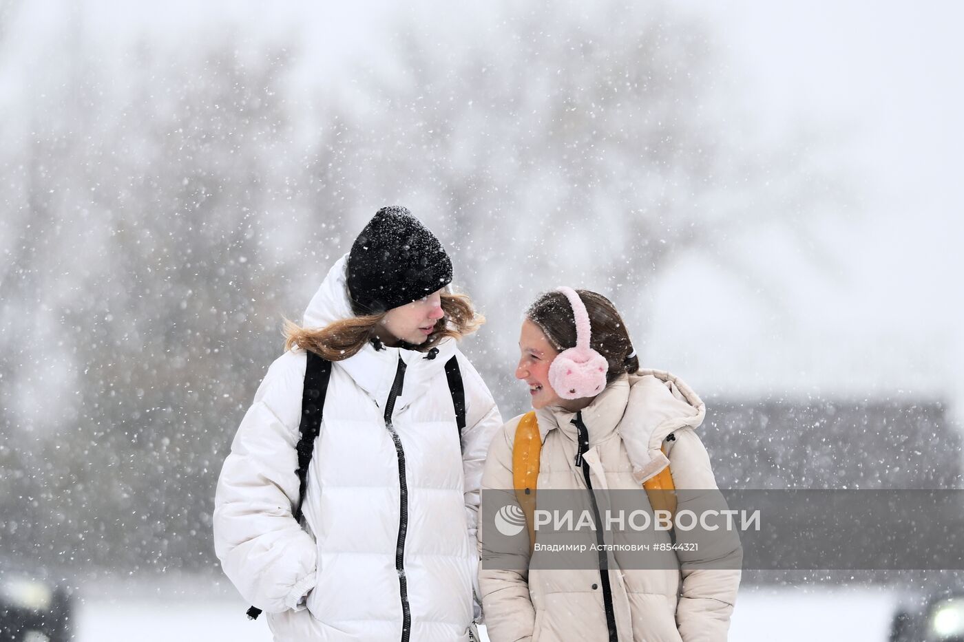 Снег в Москве