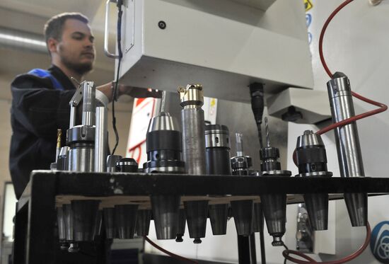 Металлообработка на заводе "Титан" в Тамбове