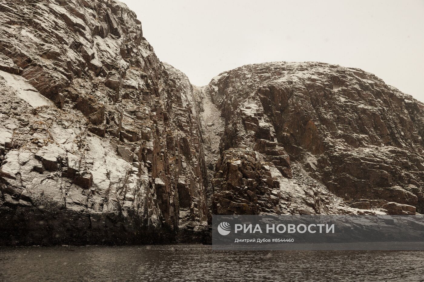 Кольский залив в Мурманской области