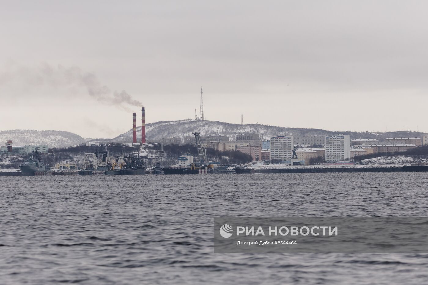 Кольский залив в Мурманской области