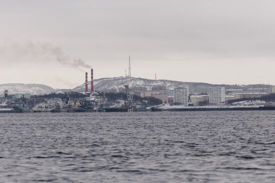 Кольский залив в Мурманской области