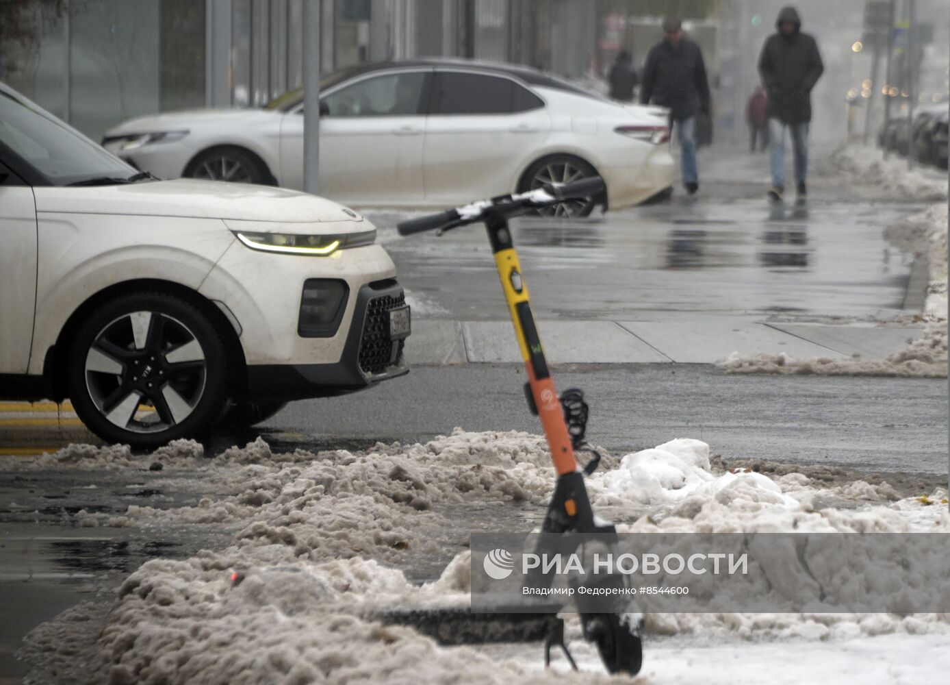 Снег в Москве