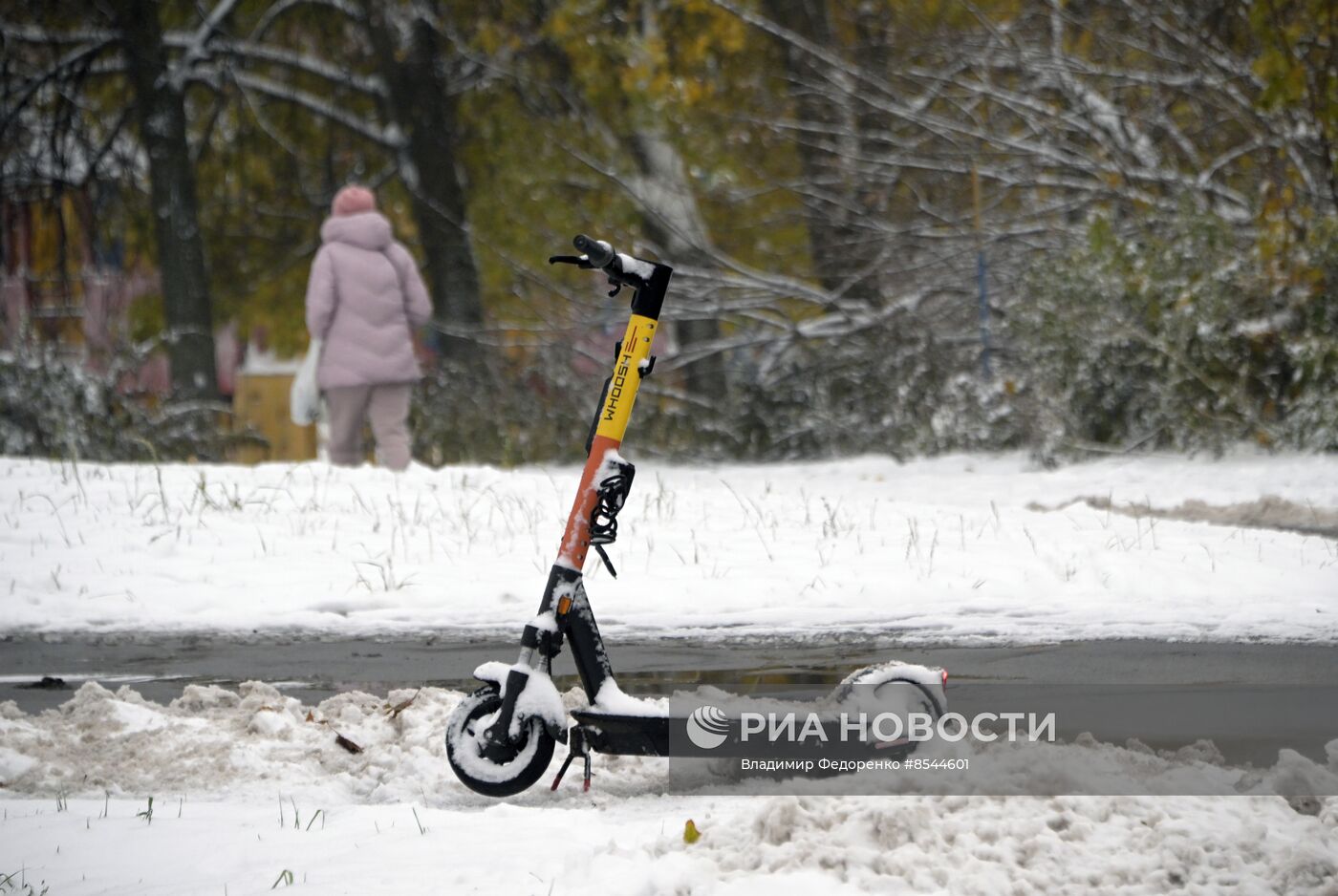 Снег в Москве