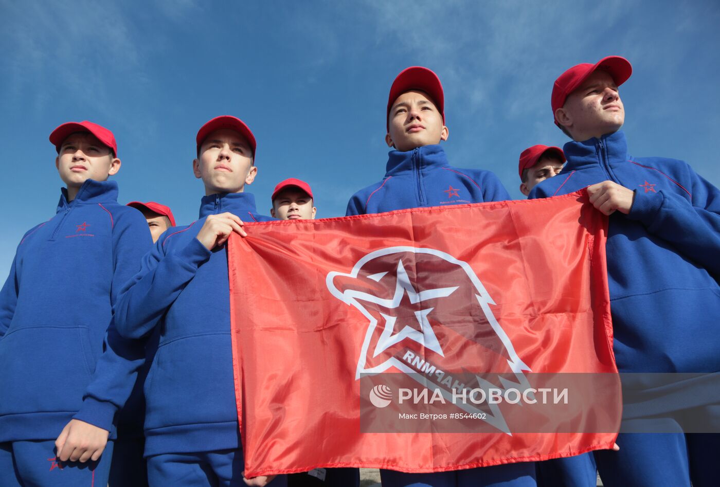 "Школа будущих командиров" для юнармейцев в Севастополе
