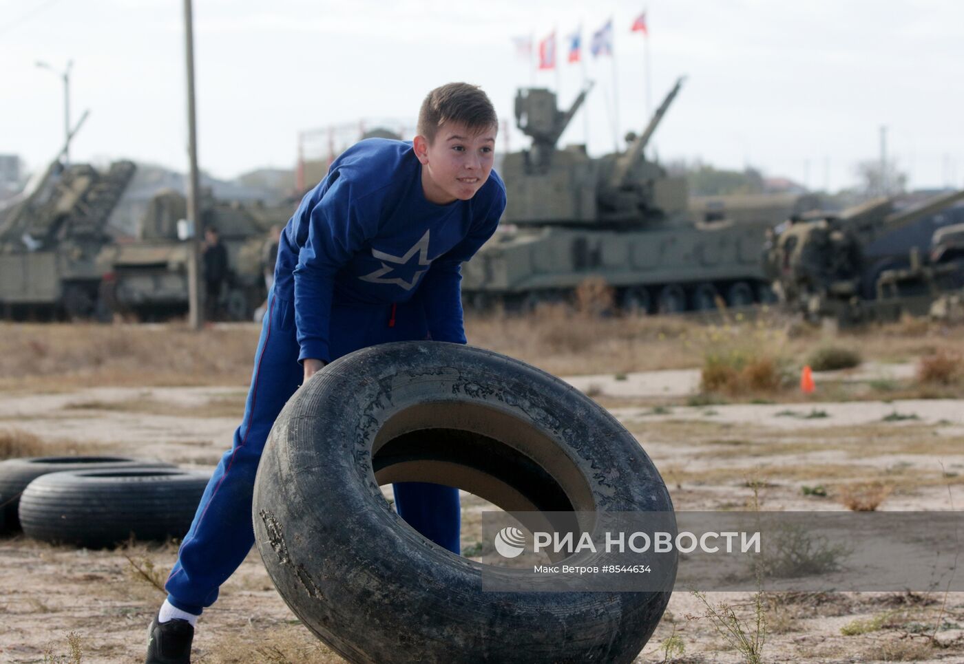 "Школа будущих командиров" для юнармейцев в Севастополе