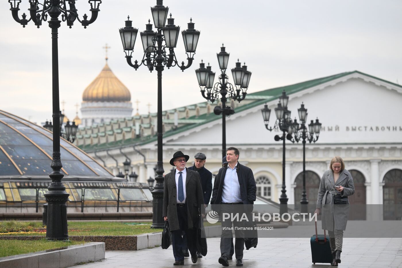 Теплая погода в Москве