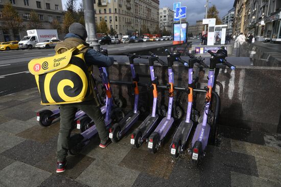 Теплая погода в Москве 