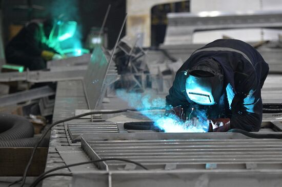 Строительство скоростных катамаранов на Средне-Невском судостроительном заводе