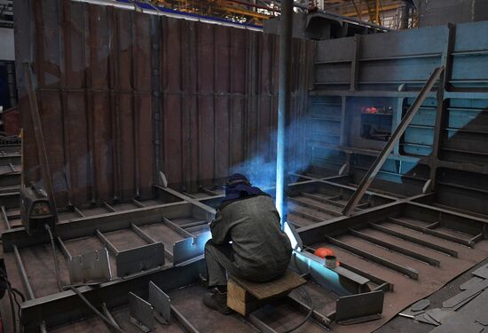 Строительство скоростных катамаранов на Средне-Невском судостроительном заводе