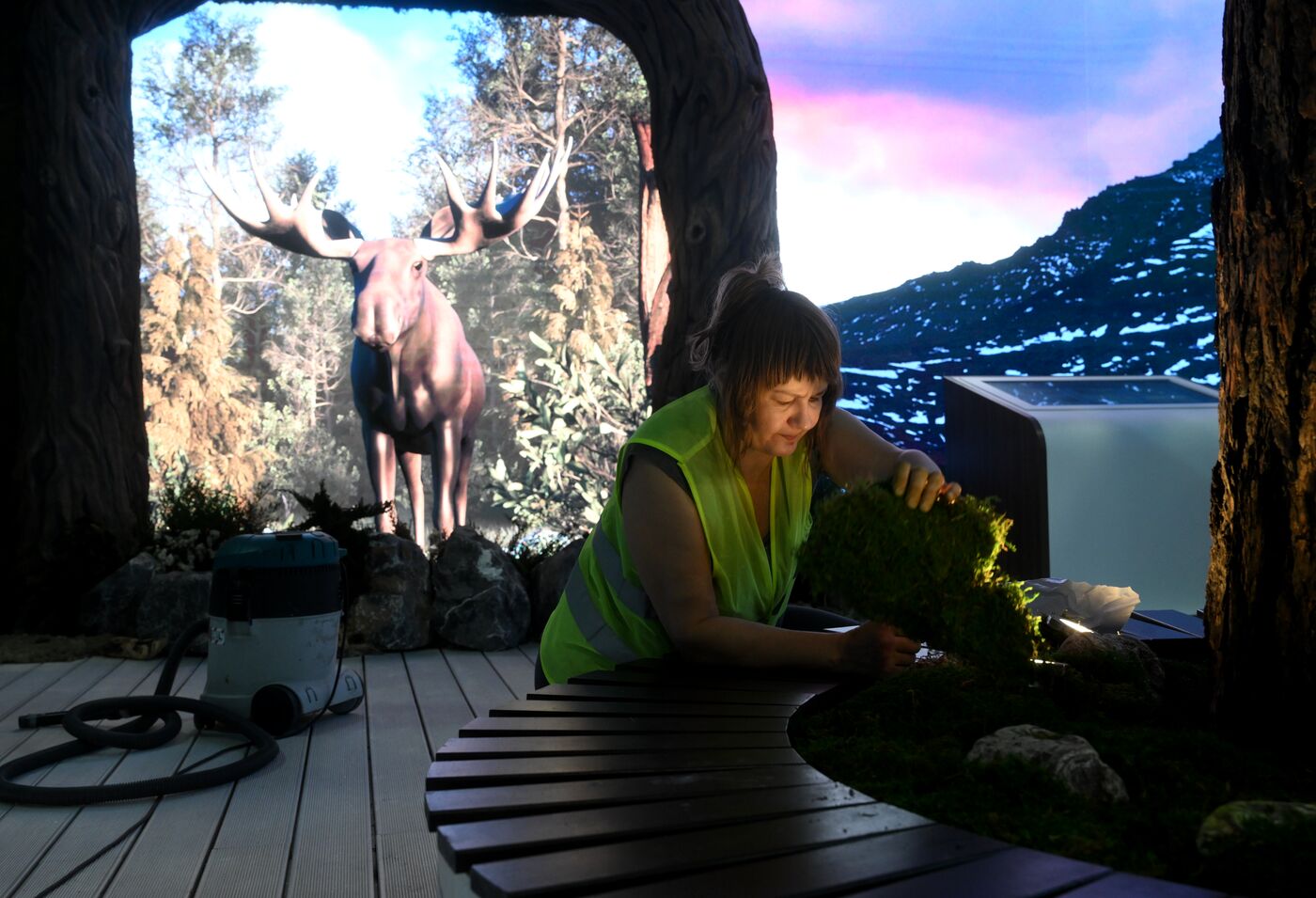 Подготовка к выставке-форуму "Россия" на ВДНХ