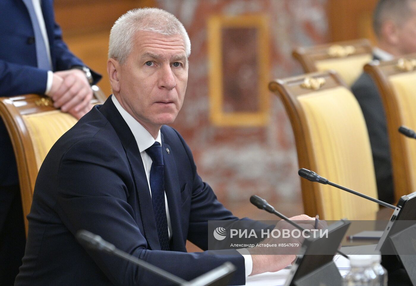 Премьер-министр РФ М. Мишустин провел заседание правительства РФ