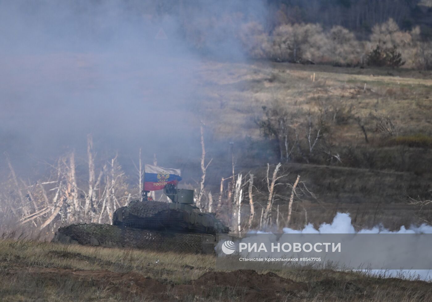 Боевое слаживание экипажей танков Т-90М "Прорыв" в зоне СВО