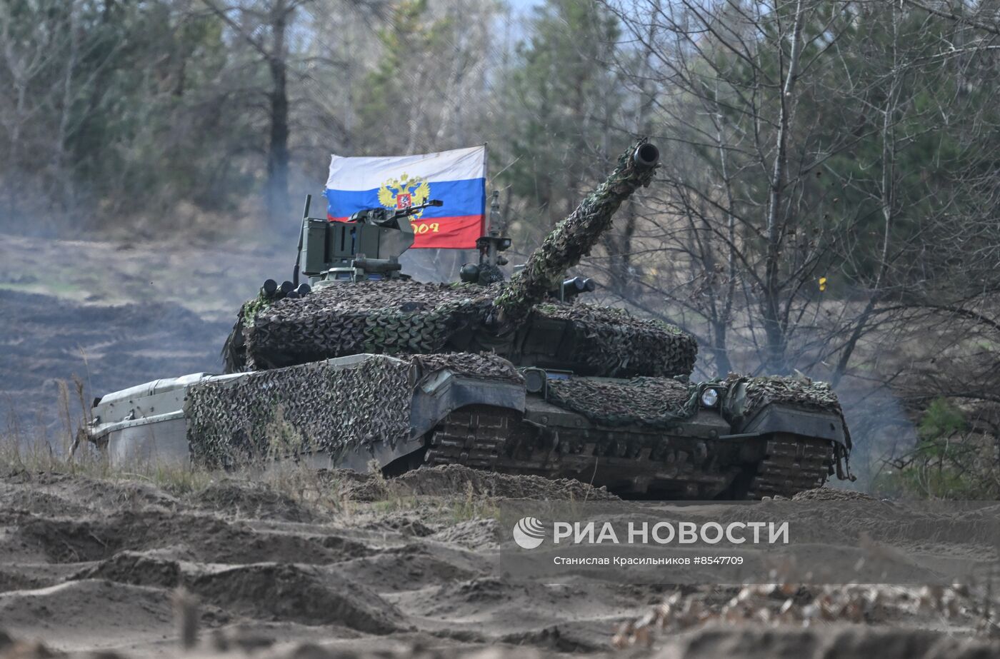 Боевое слаживание экипажей танков Т-90М "Прорыв" в зоне СВО