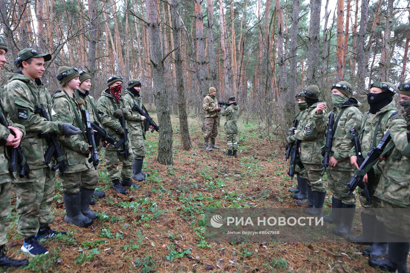 Военно-спортивная игра "Зарница 2.0: Время Героев!" в Белгородской области