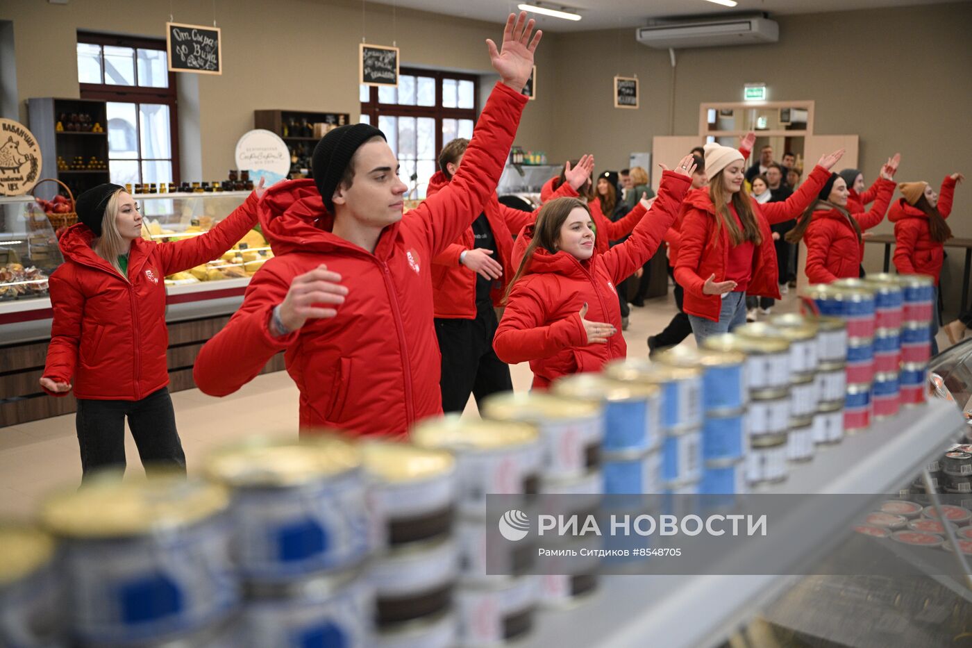 Выставка "Россия".  Работа ярмарки фермерской продукции и виноделов 