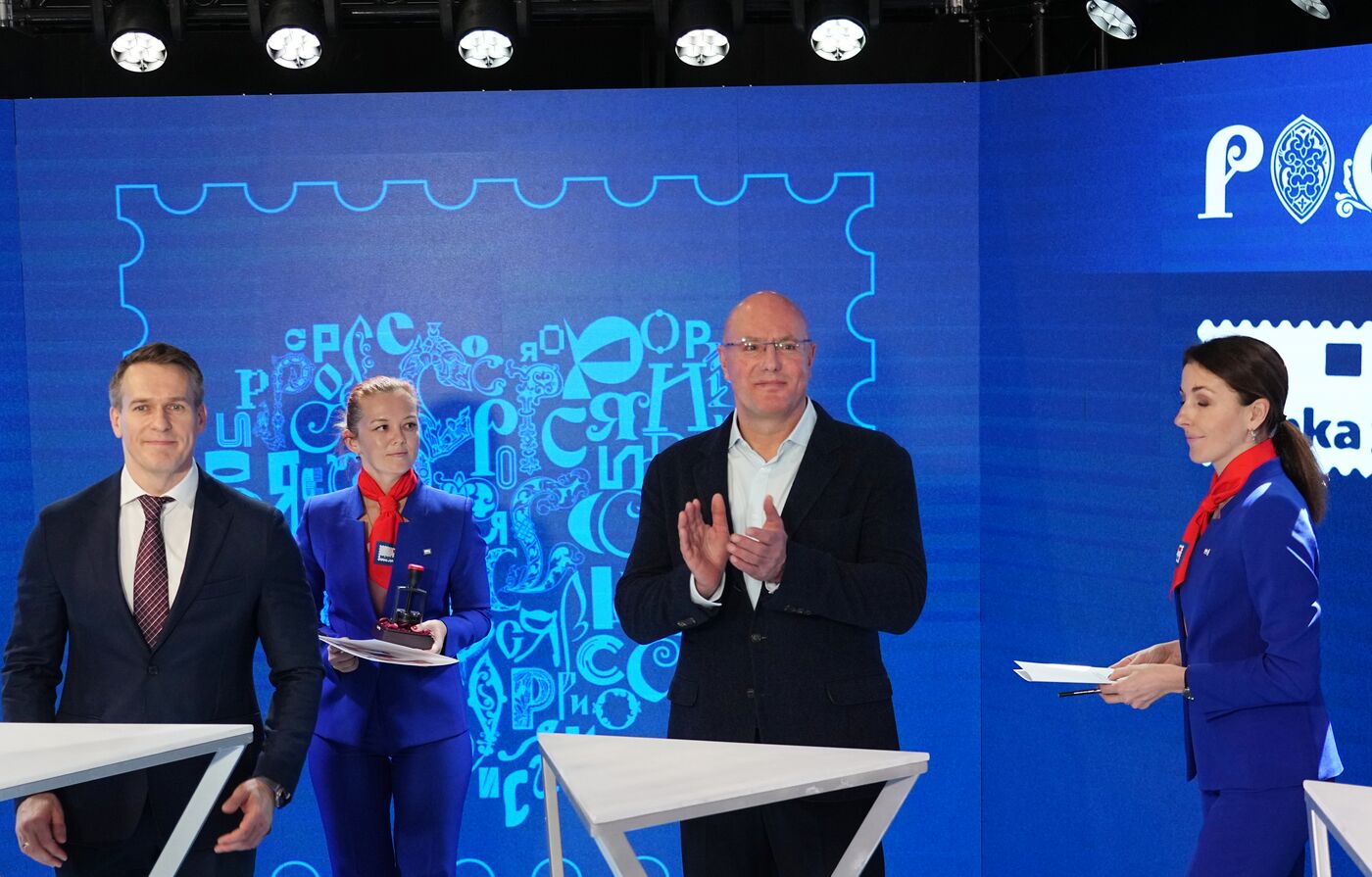 Вице-премьер Д. Чернышенко на открытии выставки "Россия"