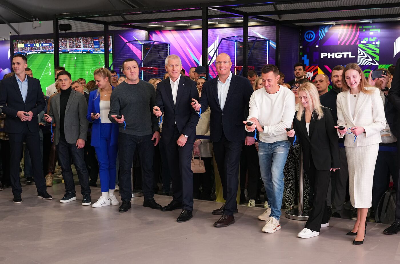 Вице-премьер Д. Чернышенко на открытии выставки "Россия"