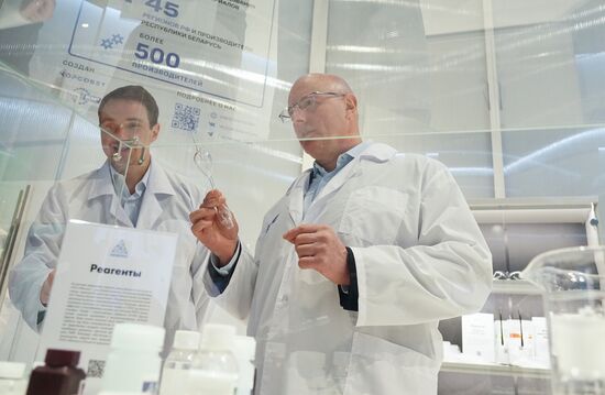 Вице-премьер Д. Чернышенко на открытии выставки "Россия"