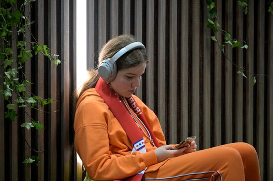 Работа выставки "Россия"