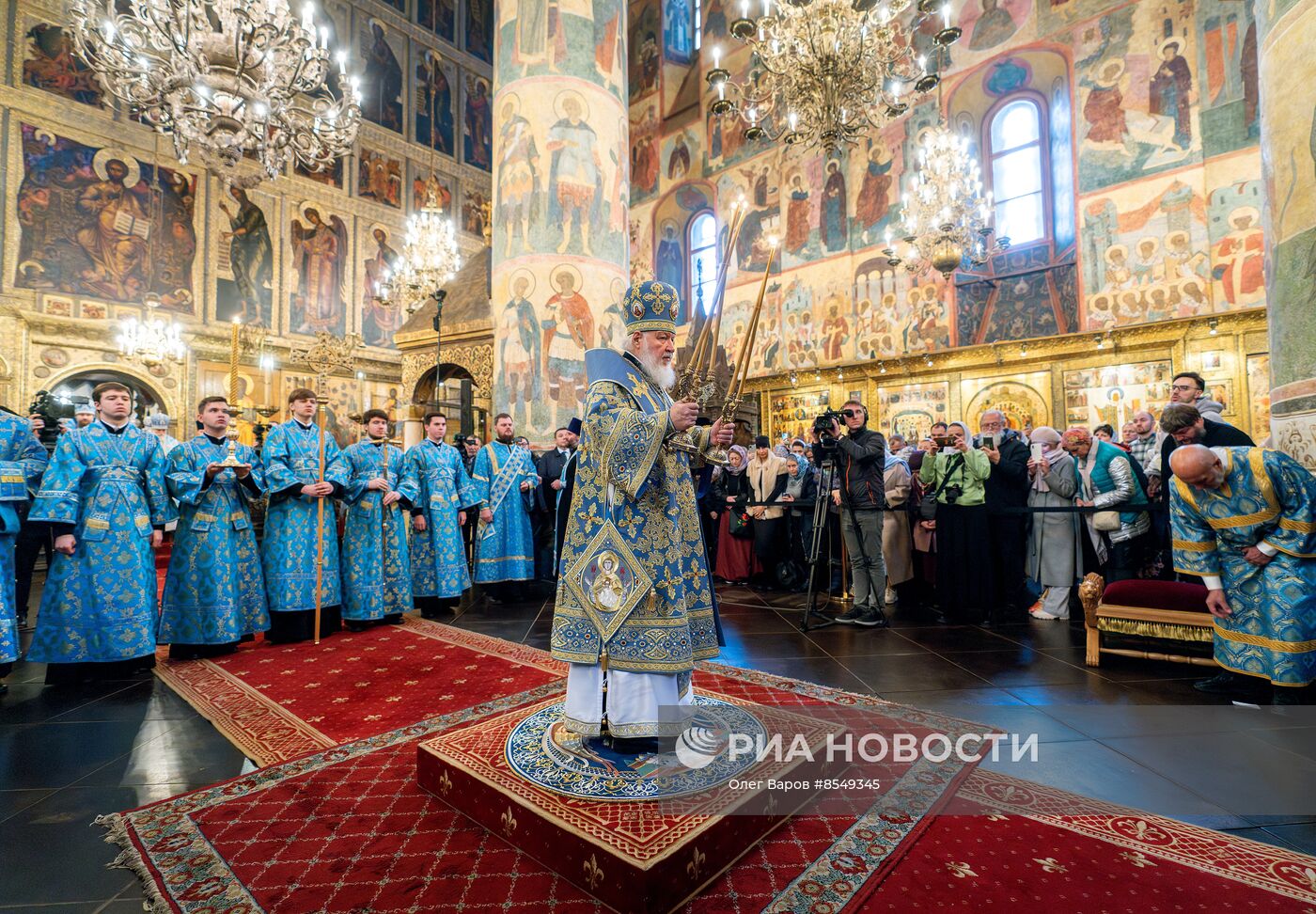 Патриарх Кирилл представил ранее утерянный образ иконы Казанской Божией Матери