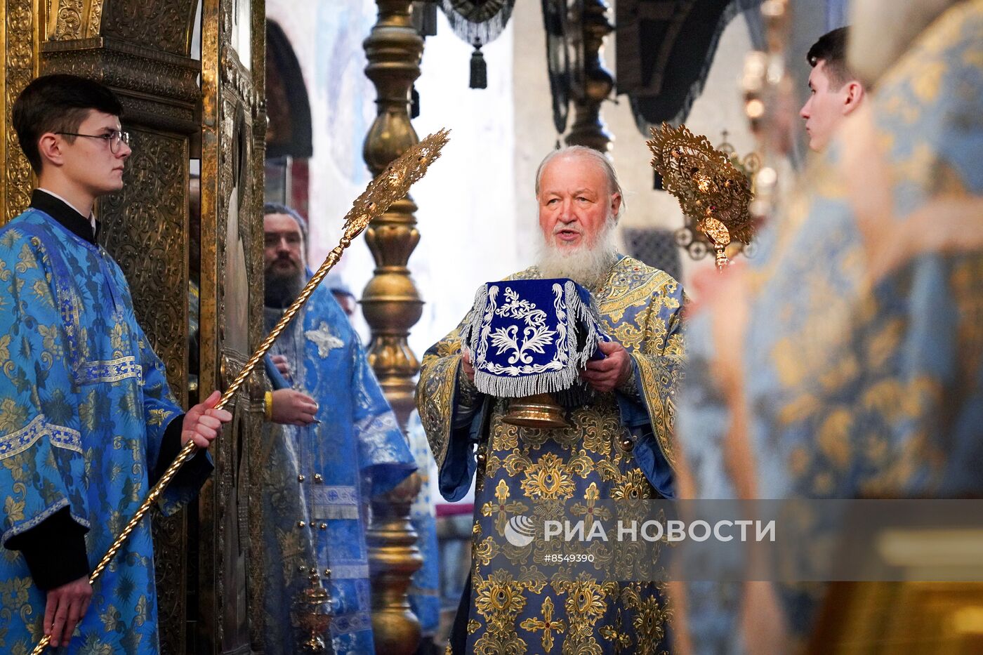 Патриарх Кирилл представил ранее утерянный образ иконы Казанской Божией Матери