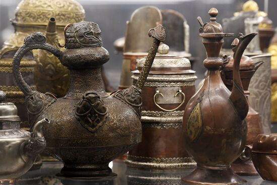 Работа выставки "Россия"