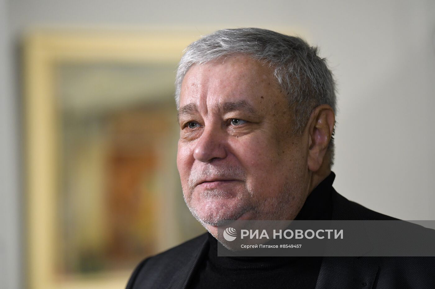 Работа выставки "Россия"