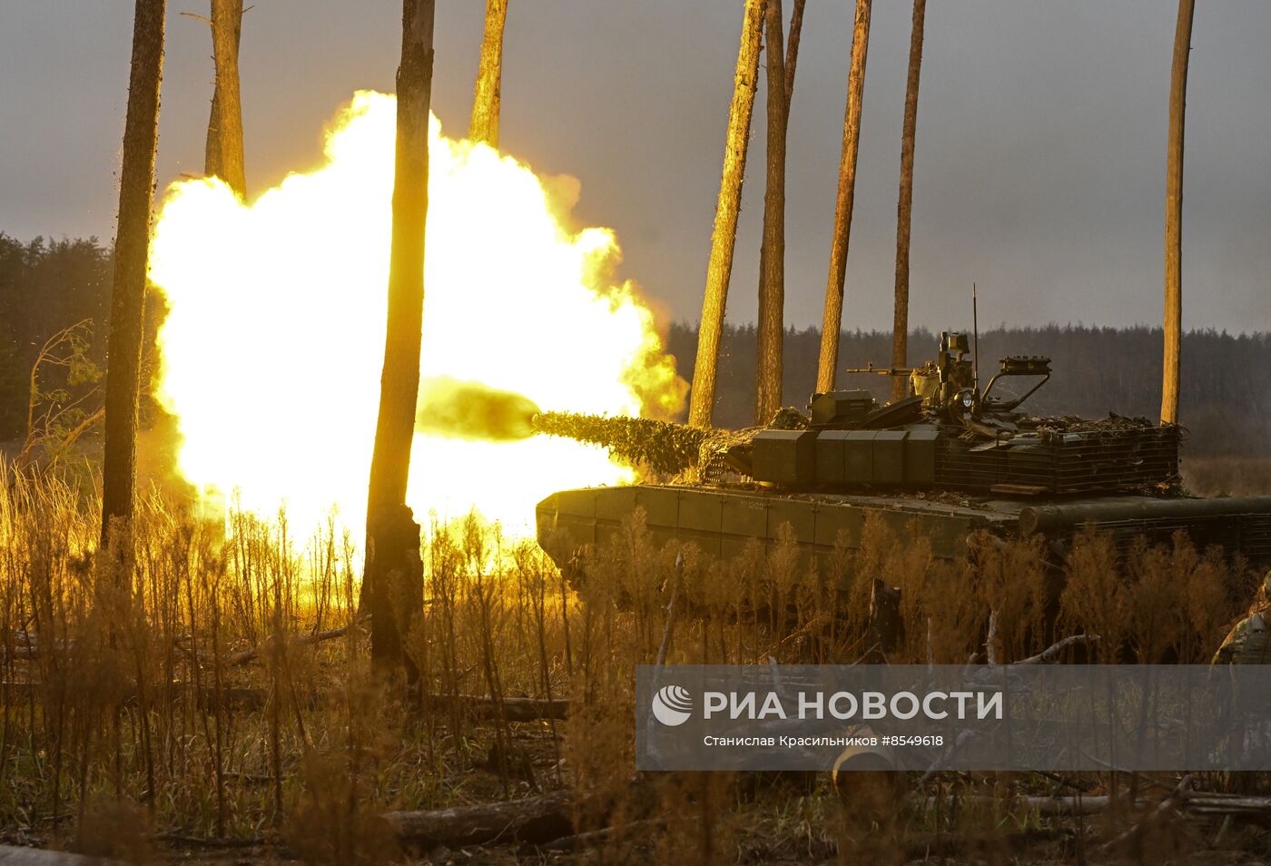 Боевая работа экипажей танков Т-80 на Краснолиманском направлении СВО