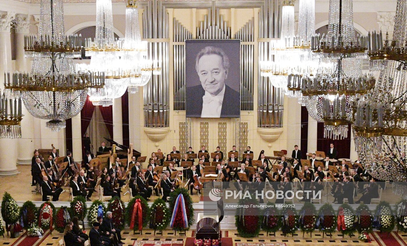 Прощание с Ю. Темиркановым в Санкт-Петербурге