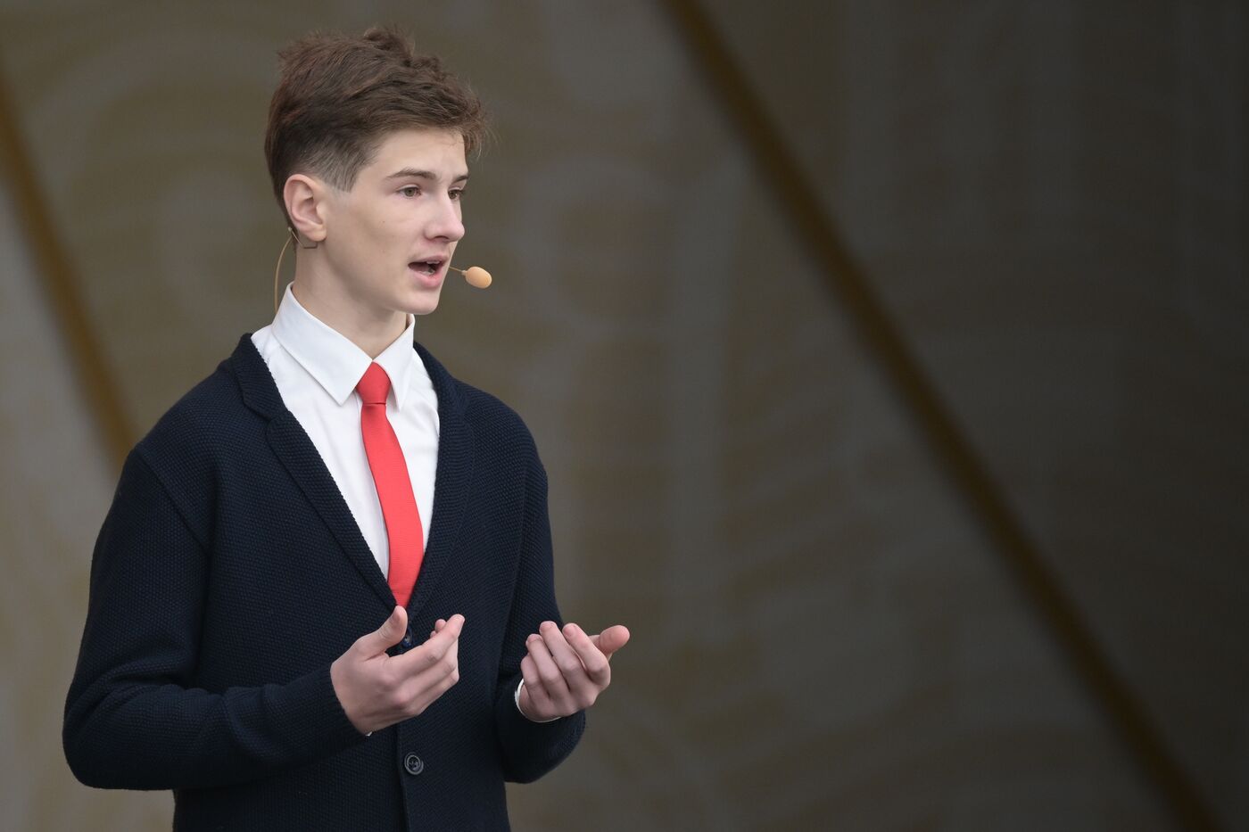 Выставка "Россия". Международный конкурс детского и юношеского творчества "Роза ветров"