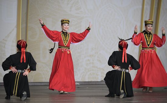 Выставка "Россия". Международный конкурс детского и юношеского творчества "Роза ветров"