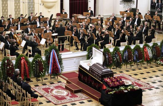 Прощание с Ю. Темиркановым в Санкт-Петербурге