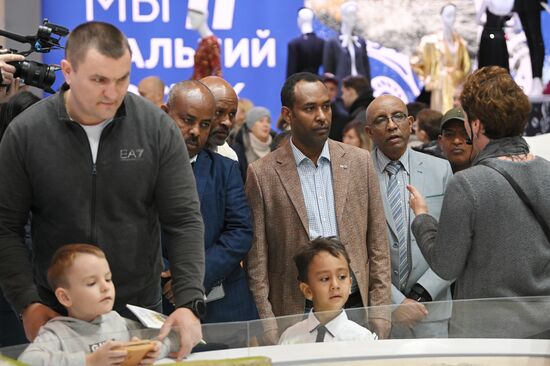 Выставка "Россия". Визит промышленной делегации из Федеративной Демократической Республики Эфиопия