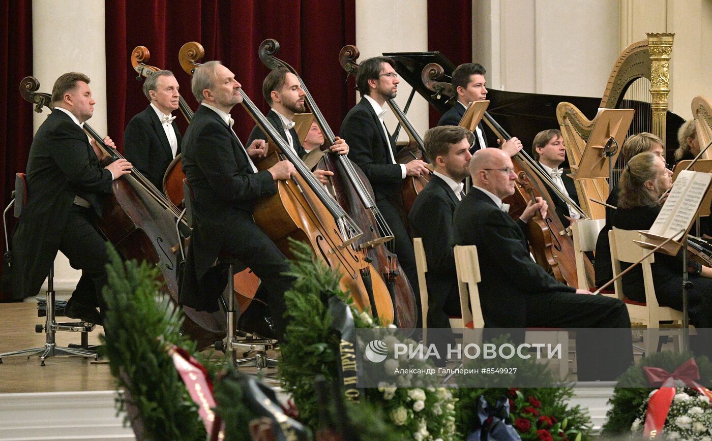 Прощание с Ю. Темиркановым в Санкт-Петербурге